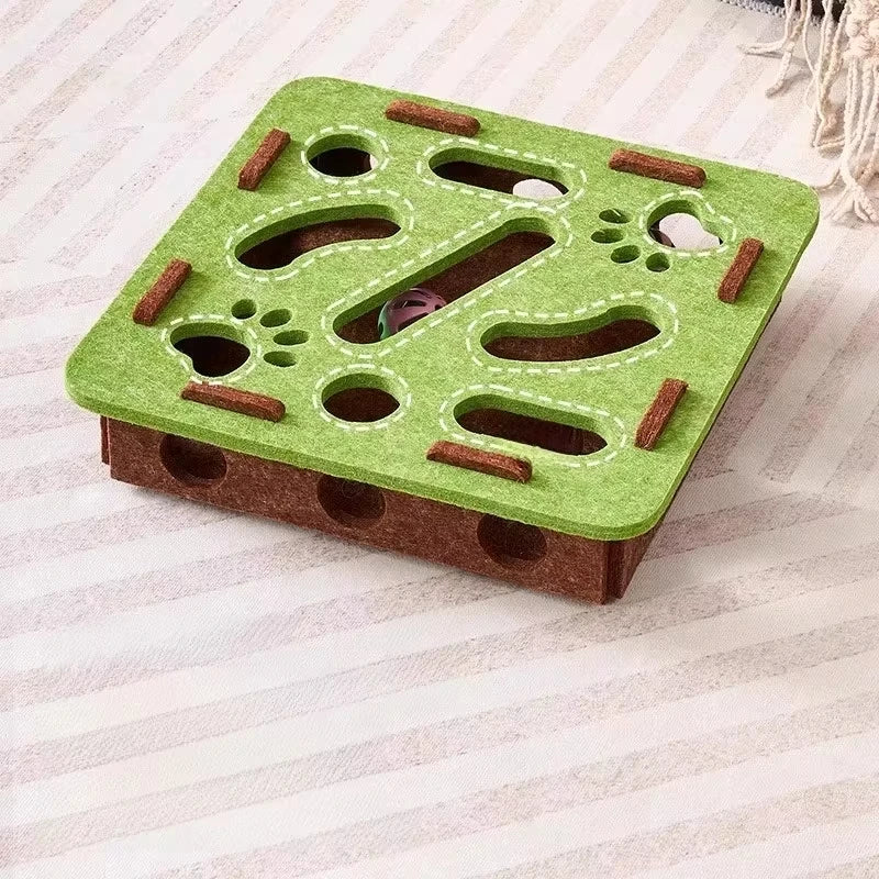 Cat Puzzle Toy — Felt Ball Hunting Box for Indoor Cats